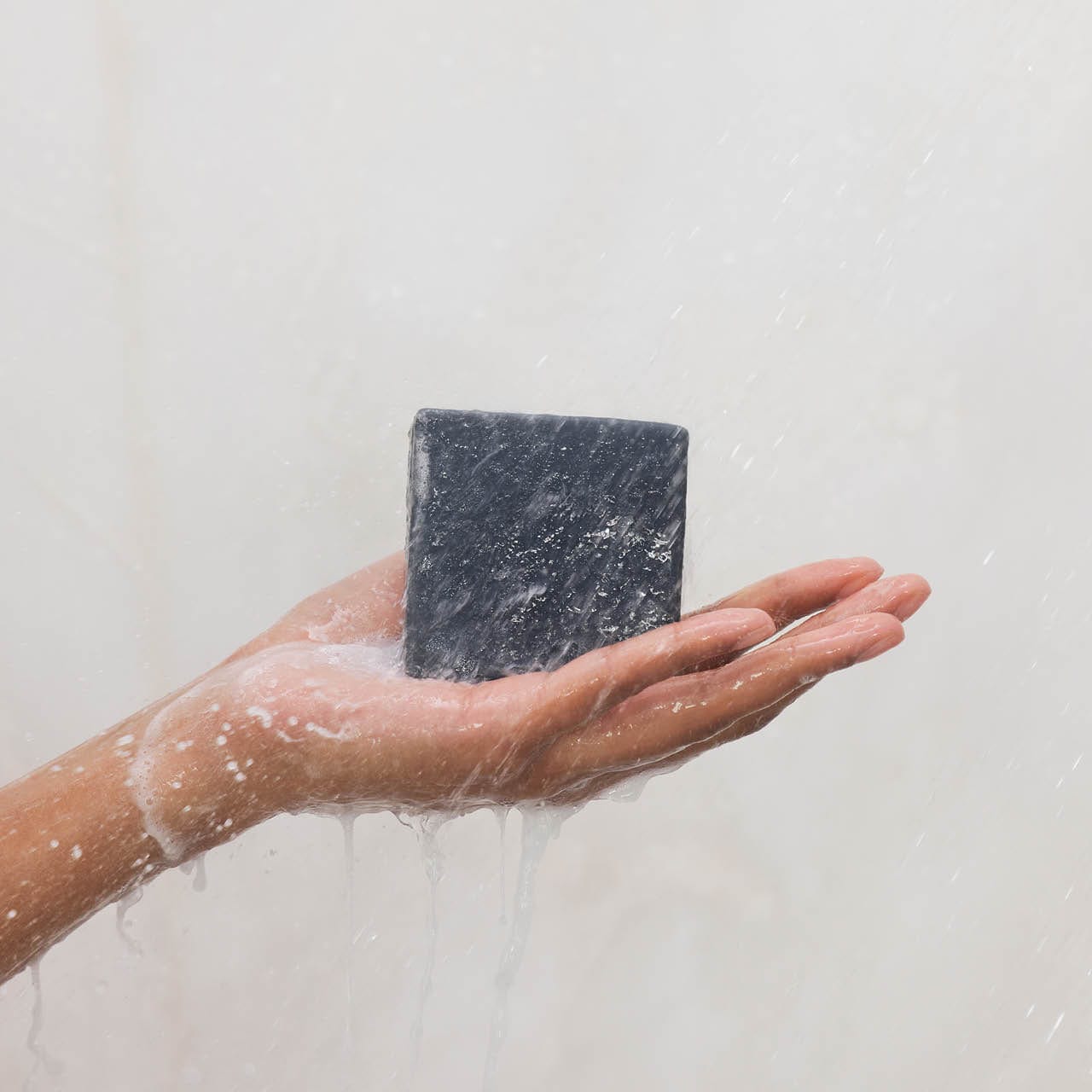 7575-cleanse-beauty-Detoxifying-BodyWash-Bar-1280x1280px